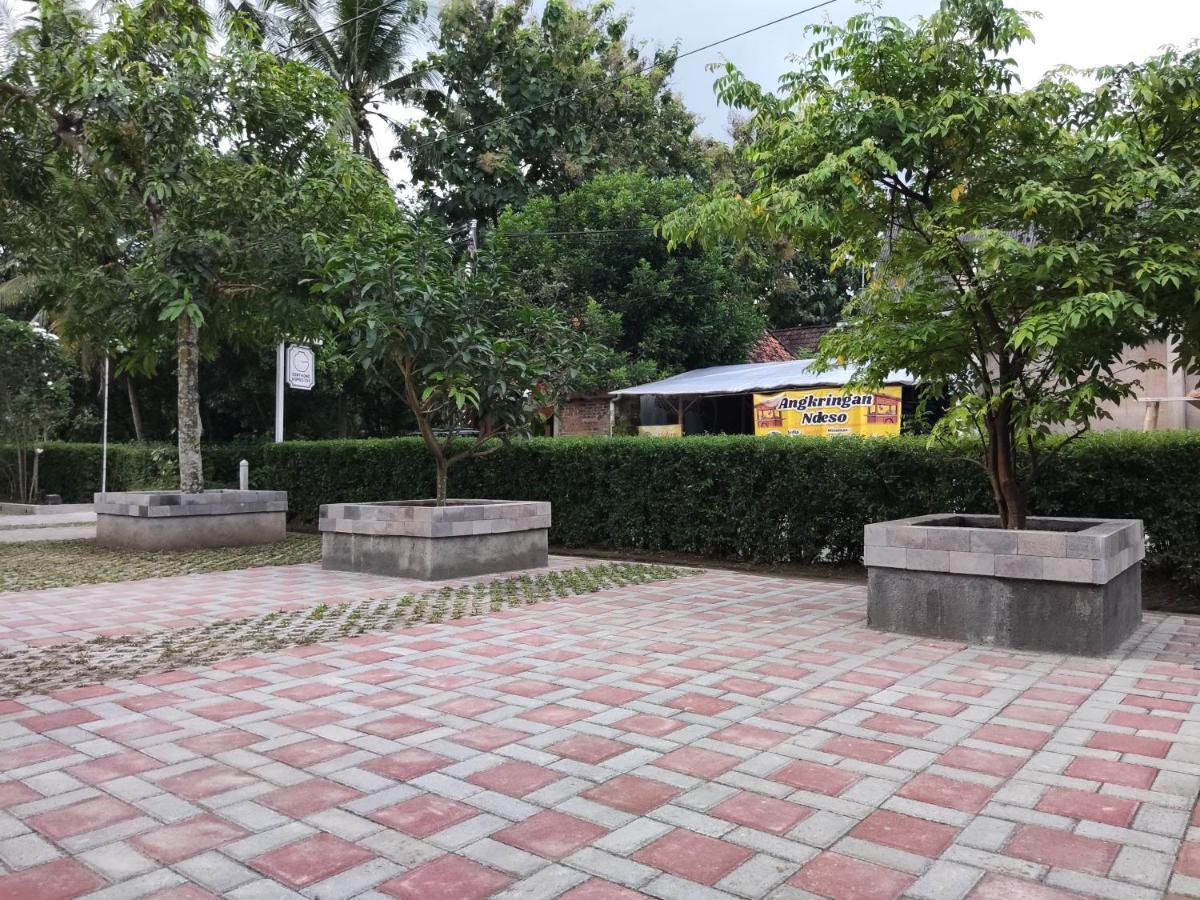 Genthong Homestay มาเกอลัง ภายนอก รูปภาพ