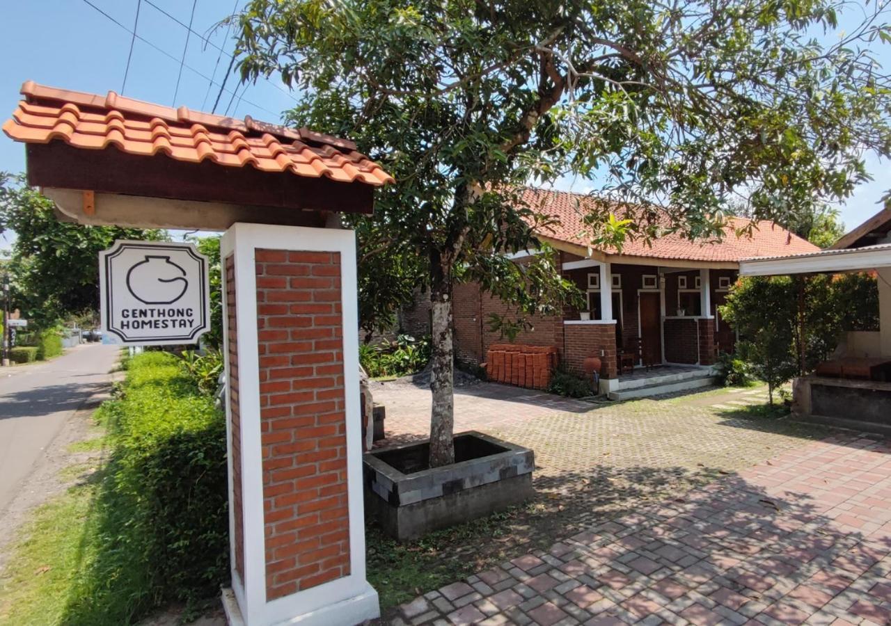 Genthong Homestay มาเกอลัง ภายนอก รูปภาพ