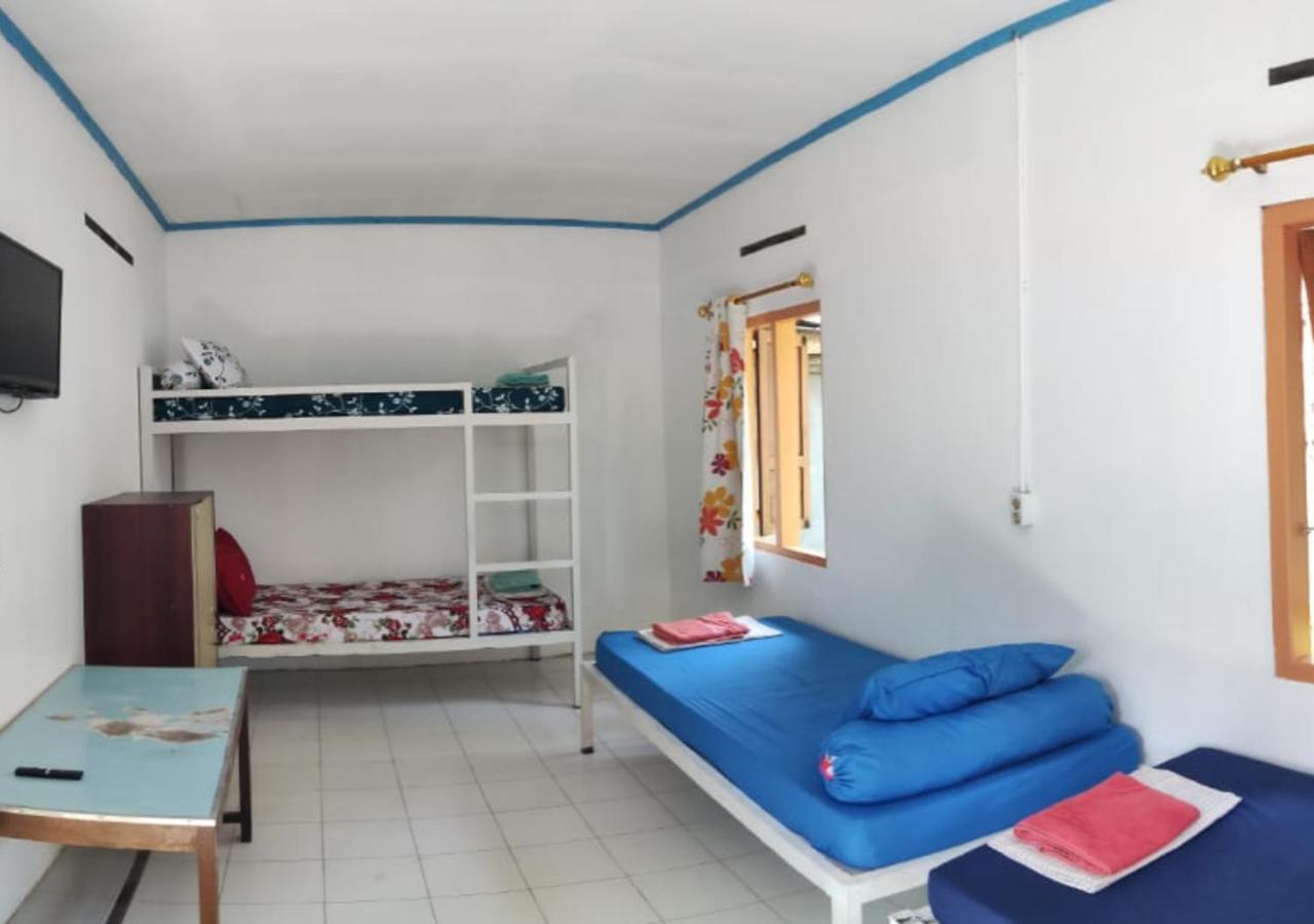 Genthong Homestay มาเกอลัง ภายนอก รูปภาพ