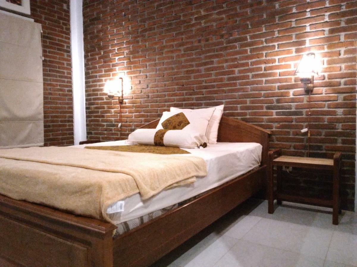 Genthong Homestay มาเกอลัง ภายนอก รูปภาพ
